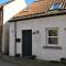 2a Rose St- cosy coastal cottage Fife - Saint Monance