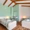 Rustic villa Stancija Martina with pool in Tinjan