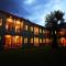 Chu Hotel