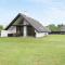 Beautiful Home In Spøttrup With Kitchen - Spottrup