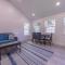 Goshorn 18 - Located in Goshorn Lake Resort - Shared pool - Lake access - Saugatuck
