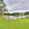 Sleek Largo Studio with Pond Less Than 7 Mi to Beach!