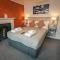 Rooms at the Apple Pie