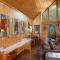 Edens Ridge is a charming two bedroom log cabin nestled in Sky Harbor minutes from town - 赛维尔维尔