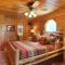 Edens Ridge is a charming two bedroom log cabin nestled in Sky Harbor minutes from town - 赛维尔维尔