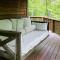 Sautee Nacoochee Mtn Paradise with Spacious Deck!