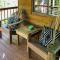 Sautee Nacoochee Mtn Paradise w/ Spacious Deck!