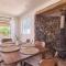 Twin Palms Desert Getaway - Jacuzzi, Fire pit, Meditation room & more - Joshua Tree