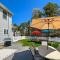 1 Mi to Beach Home with Fire Pit and BBQ in Cape Cod! - South Chatham