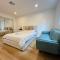 Chic and Secure Private room in modern home 6 - Los Angeles