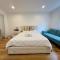 Chic and Secure Private room in modern home 6 - Los Angeles