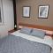 Cozy Central Apartment