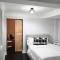 luxe studio with a great location lawrenceville - 罗维莎