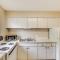 Texarkana Apartment Less Than 1 Mi to Spring Lake Park! - 特克萨卡纳