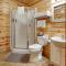 Rock Crest Lodge & Cabins