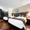 Rex Hotel