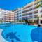 Avenue Deluxe Hotel