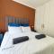 Beach Hut Empire Apartment