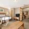 Days Inn & Suites by Wyndham Thunder Bay