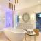 Clifton YOLO Spaces - Clifton Private Beach Villa