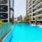 Stunning skyline- lake view modern cozy apartment