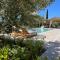 Elaiopetra Kefalonia - Stonehouse Hideaway with pool - Modern Luxury with Serene Sea and Mountain Views - Metaxáta