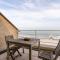 Huswell - Seaside duplex apartment with four terraces