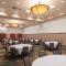 Holiday Inn Stevens Point - Convention Center by IHG - Стивенс Пойнт