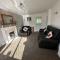 Hinckley Home Sleeps 5 Complete House