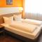 Hotel S16
