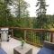 Le Chalet Waterfront Retreat