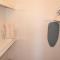 126 Fully Furnished 1BR Suite-Prime Location