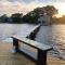 FEATURED ON HGTVS MY LOTTERY DREAM HOME! Private dock, 15 minute boat ride to Crab Island, 20 minute drive to Destin, Pet Friendly