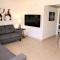 114 Fully Furnished 1BR Suite-Prime Location