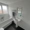 Wilford Charm Spacious 3BR Retreat in Nottingham