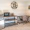 New Riverfront Luxury with acreage and great views - Тилламук
