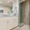 2-Bed Inner-City Pad with Gym & Sauna