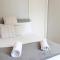 Large Garden Apartment on Golders Green High Road - 伦敦