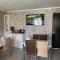 Old Tower Guesthouse - kafe ushguli