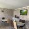 Old Tower Guesthouse - kafe ushguli