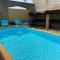 Maison, canal du midi piscine