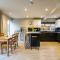 Modern home - great facilities-J26 M1 near IKEA - 诺丁汉