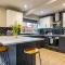 Modern home - great facilities-J26 M1 near IKEA - 诺丁汉