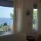F3 RDC villa vue mer 180 face à la pointe de Giens - Carqueiranne