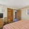 Relax at Highridge B16B Mountain View Condo with Fireplace, Sauna & Resort Perks