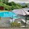 La casa nel verde con piscina