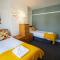 Granby Grove Townhouse - Sleeps 8- 4 Bedrooms
