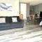 Spacious Studio with Private Entry - مورينو فالي