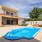 Villa Sunny Olive