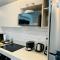 Cozy apartment with terrace, SJ Cosmopolitan Tower #402